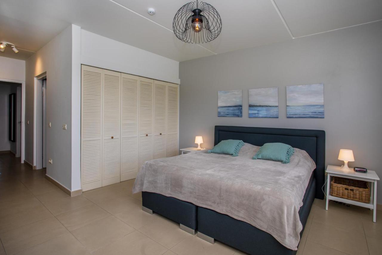 Blue Bay Beach Apartments Экстерьер фото